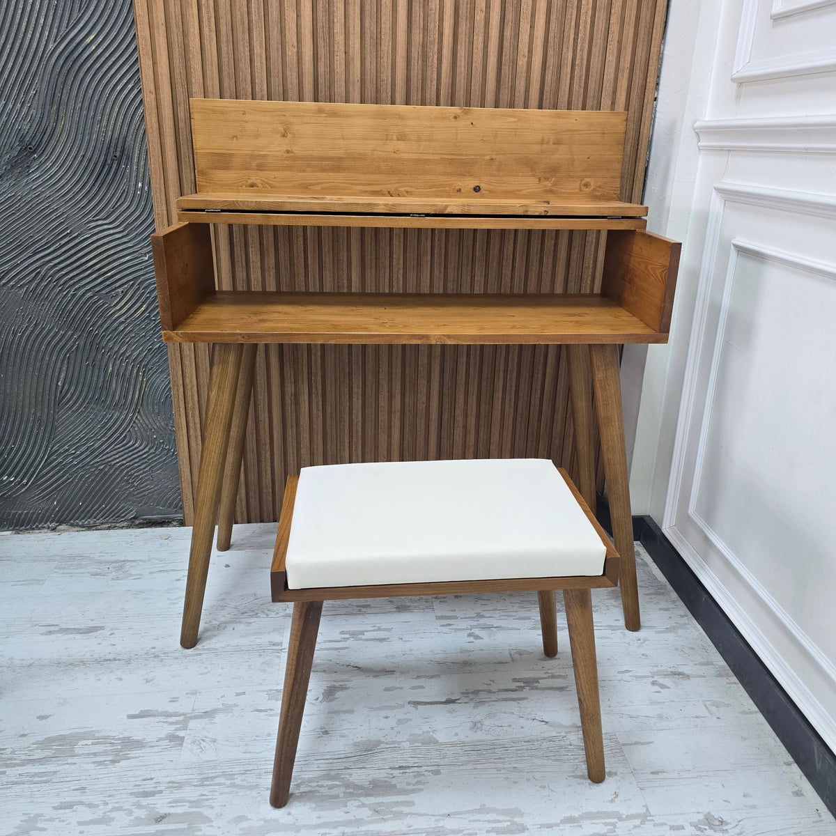 Handmade Solid Wood Piano Stand – Custom Size Keyboard Stand for Your Home or Studio