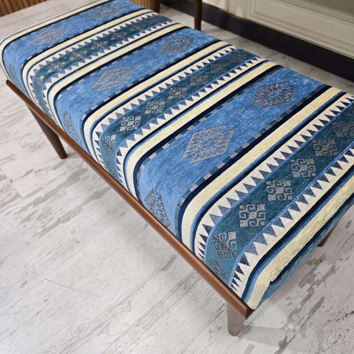 Long Upholstered Piano Bench – Ottoman Bench, Vanity Stool, Entryway Bench, Bedroom Seating & Living Room Furniture